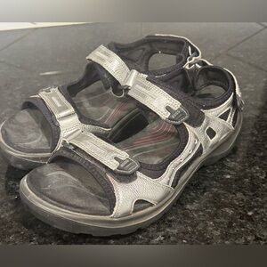 Ecco off-road sandals